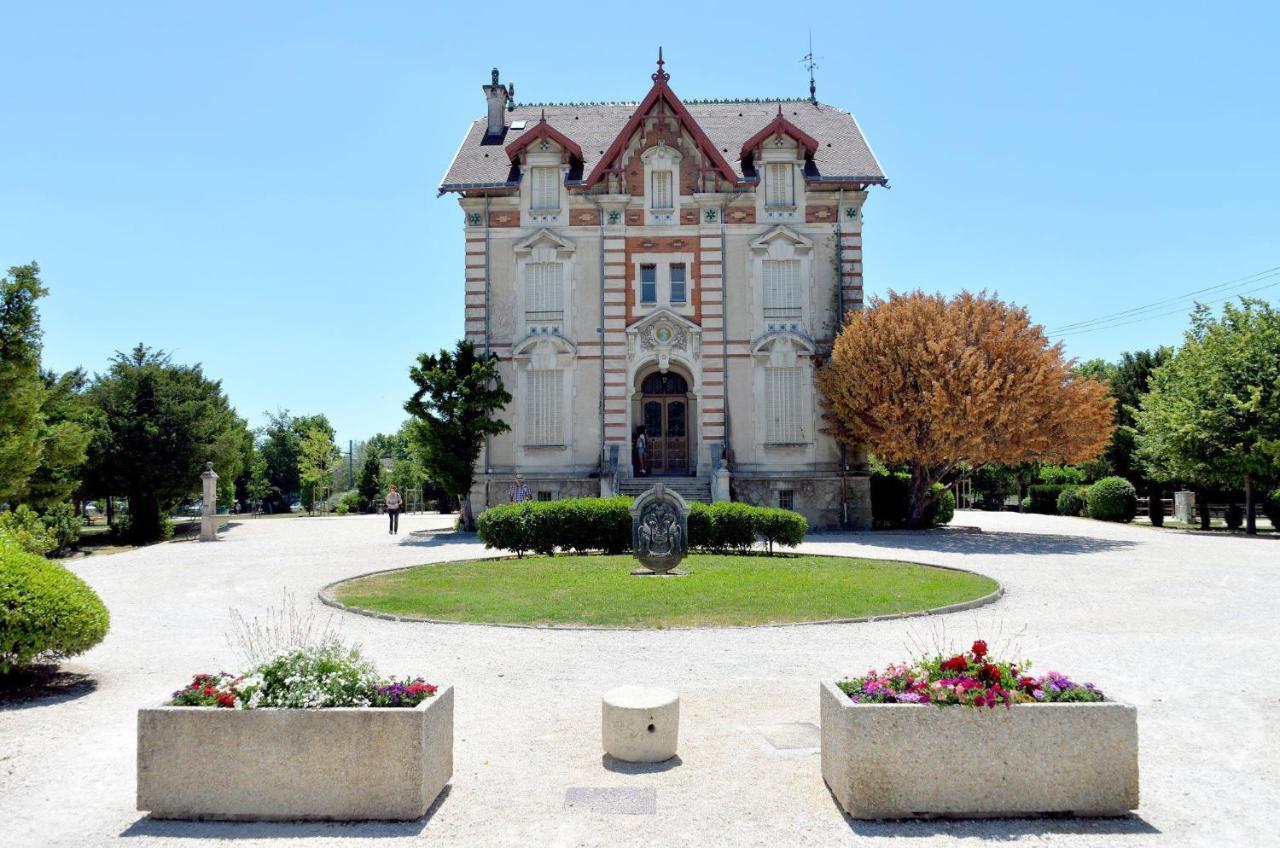 Le Petit Studio - 15 M2 - Centre Ville - Sorgue A 50 M LʼIsle-sur-la-Sorgue Eksteriør bilde