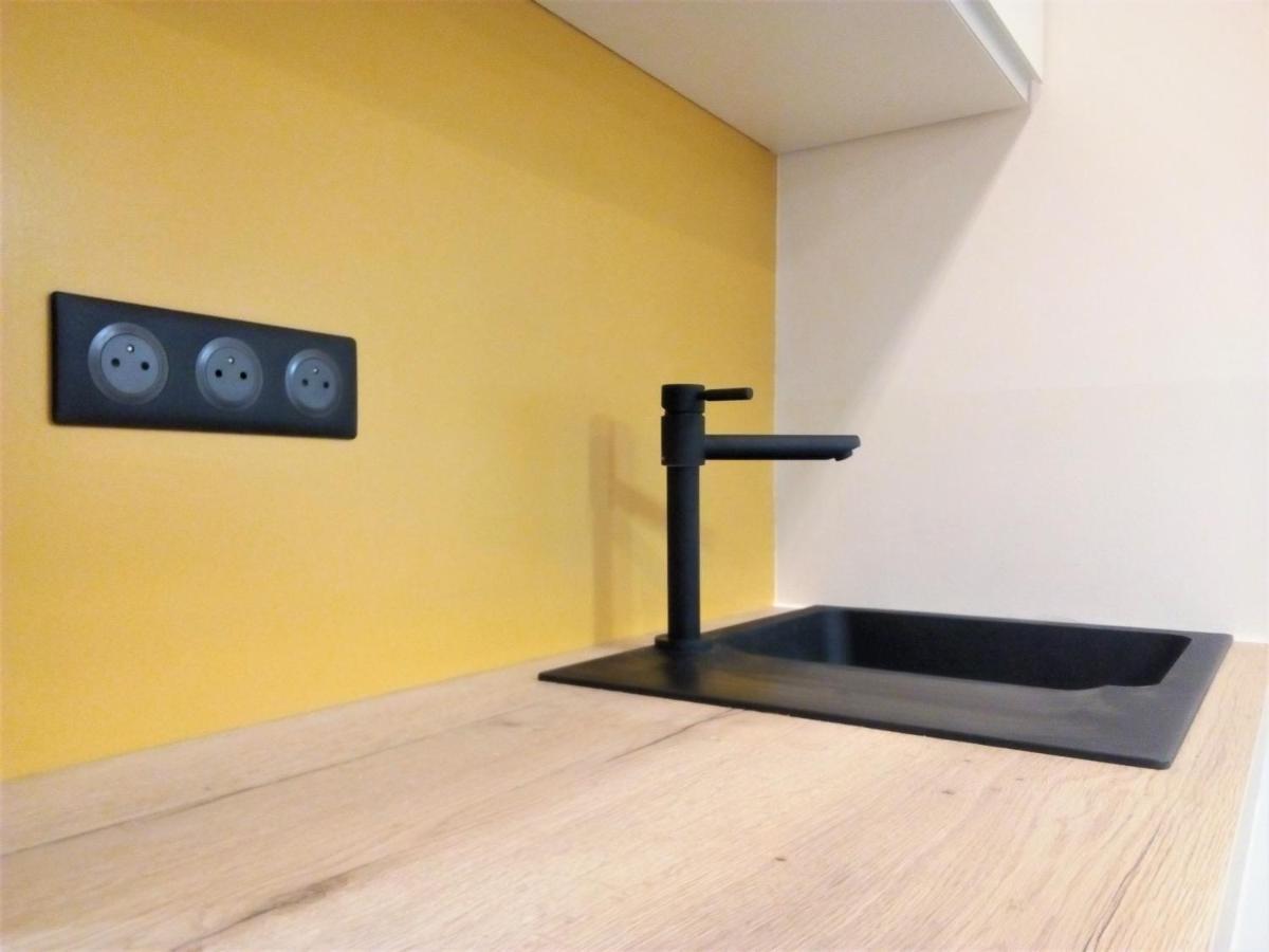 Le Petit Studio - 15 M2 - Centre Ville - Sorgue A 50 M LʼIsle-sur-la-Sorgue Eksteriør bilde