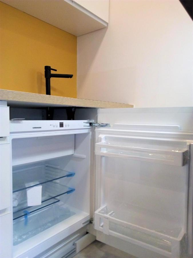 Le Petit Studio - 15 M2 - Centre Ville - Sorgue A 50 M LʼIsle-sur-la-Sorgue Eksteriør bilde