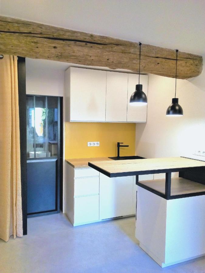 Le Petit Studio - 15 M2 - Centre Ville - Sorgue A 50 M LʼIsle-sur-la-Sorgue Eksteriør bilde